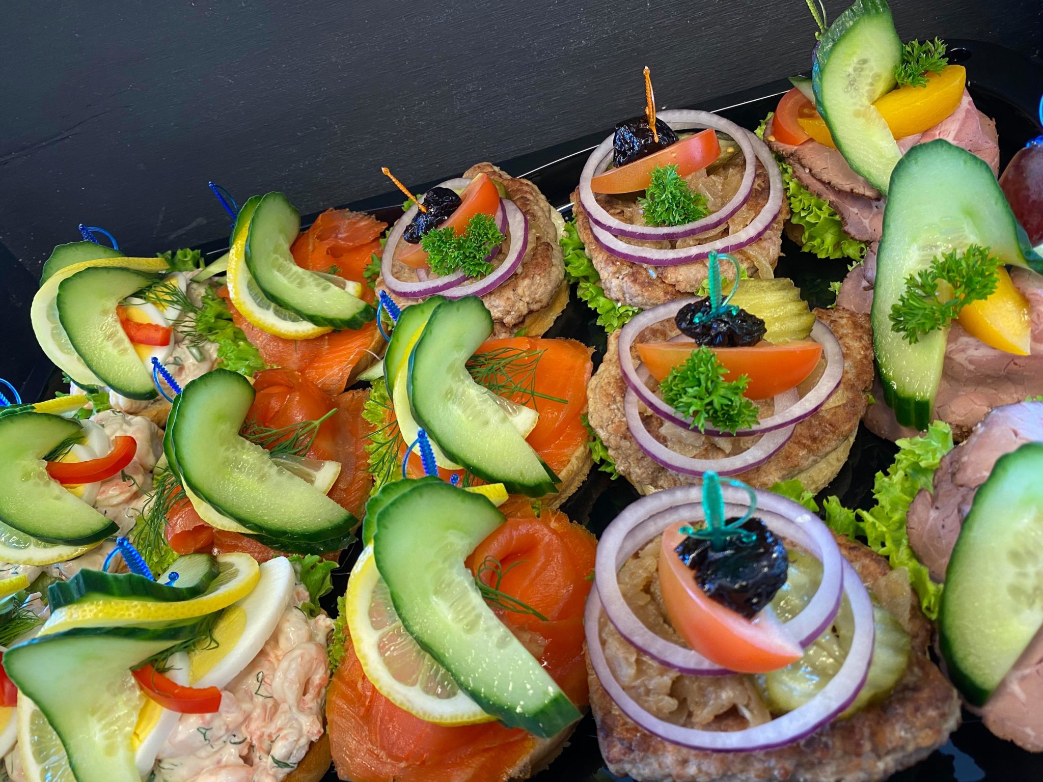 Sm rbr d Assortert Servit Catering